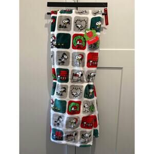 Peanuts Snoopy Throw / Blanket - Squares of Joy - BRAND NEW